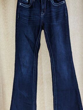 Y Jeans, Los Angeles Dark Wash Embellished Pockets Boot Cut Blue Jeans Size 3/4